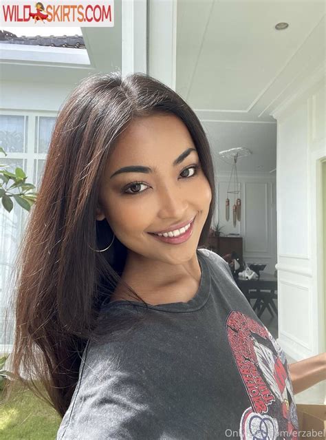 erzabel normal onlyfans 004