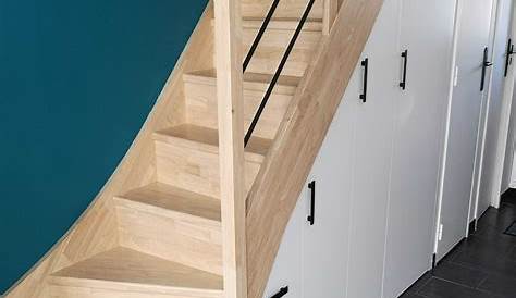 Meuble de rangement escalier avec 7 tiroirs et 1 porte en