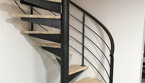 Escalier colimaçon en fer et bois Ferronnerie Réalisations