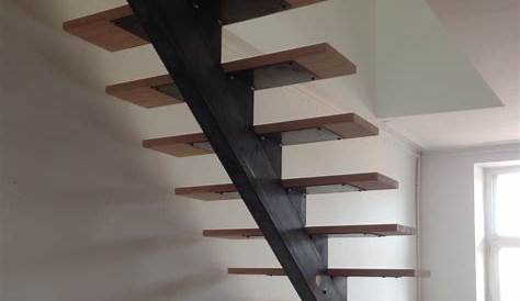 Escalier droit marches bois et contremarches acier