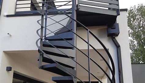 Escalier extérieur hélicoidal en acier galvanisé à