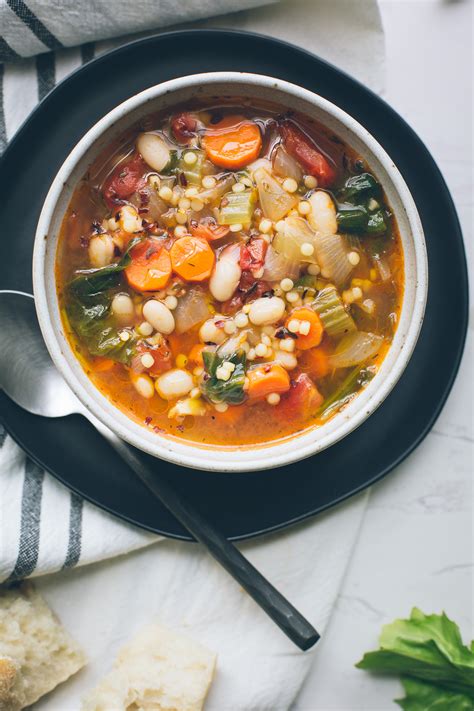escarole and bean soup with tomatoes