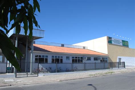 escola lourdes de carvalho