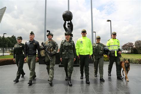 especialidades de la policía colombia