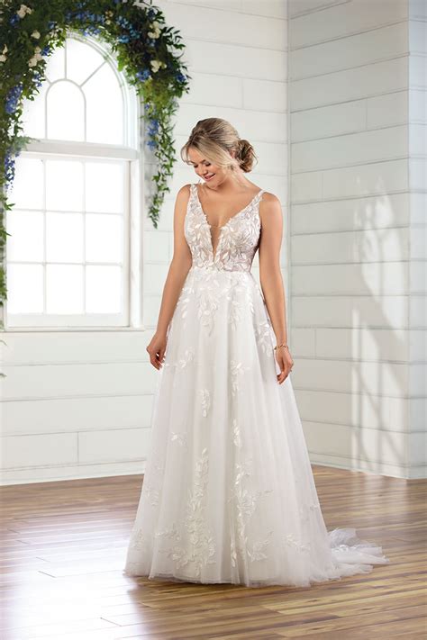 Essense of Australia d3023 New Wedding Dress Save 23 Stillwhite
