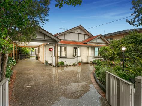 essendon houses for sale