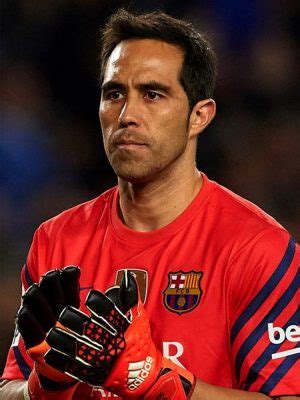 estatura de claudio bravo