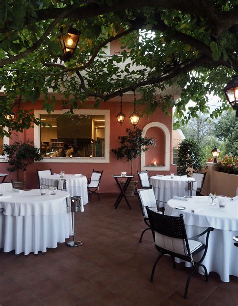 etrusco restaurant corfu