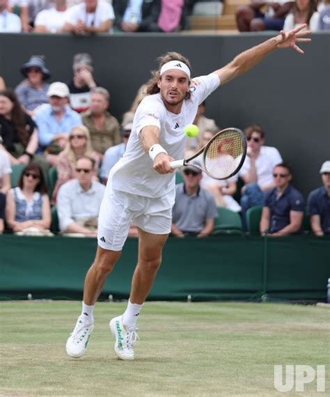 eubanks vs tsitsipas score