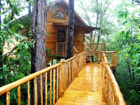 eureka springs lodging treehouse