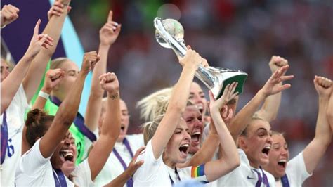 euro copa femenina en wikipedia