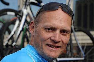 eurosport cycling commentators 2022