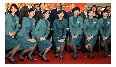Travelling with Eva Air cabin crew World stewardess Crews