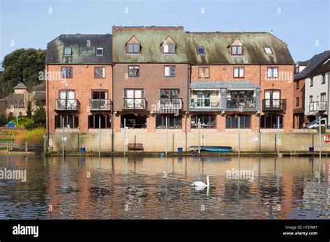 Evesham Marina Flats