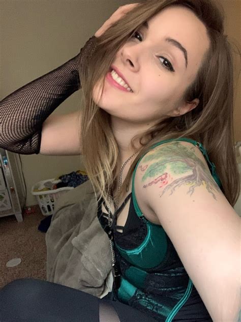 evie_may fansly leaks