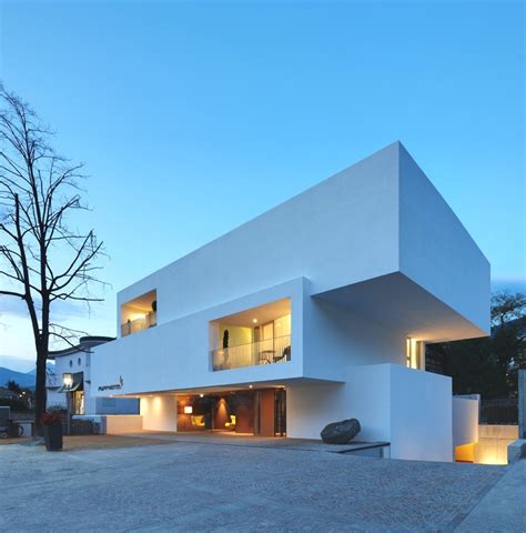 Examples Of Interlocking Spaces In Architecture