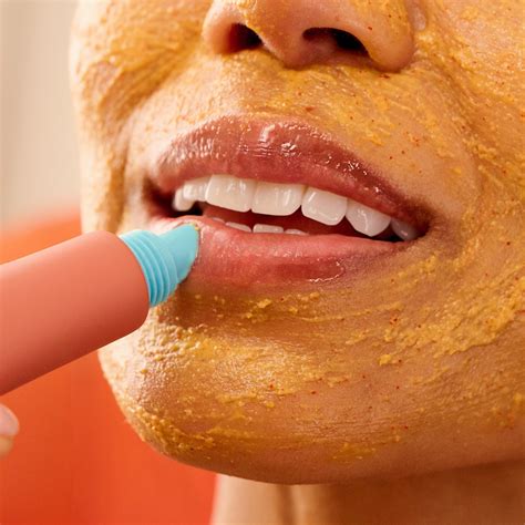 Exfoliating Lip Mask