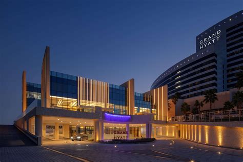 exhibition centre grand hyatt dubai