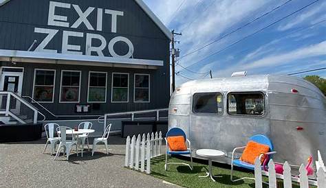 Finally! The Exit Zero Filling Station — offering breakfast, lunch and