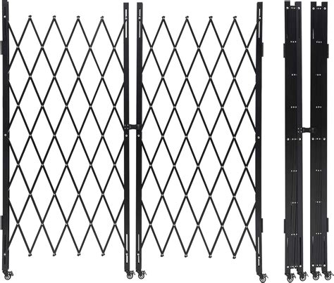 Expandable Gate With Door