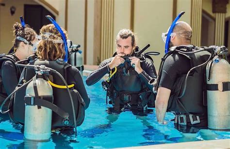 expect during refresher diving