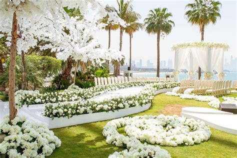 Everything You Need To Know About Hosting An Expensive Destination Wedding In 2023