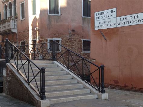 explore Venice Jewish Ghetto