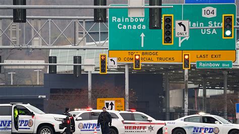 explosion on canadian bridge