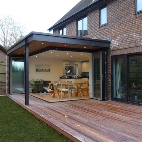 Une extension en verre et bois DECO a homes world