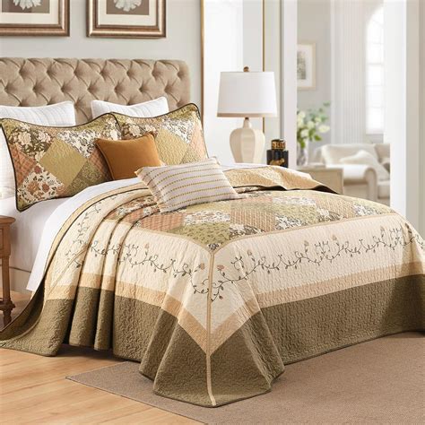 Extra Large King Bed Spread
