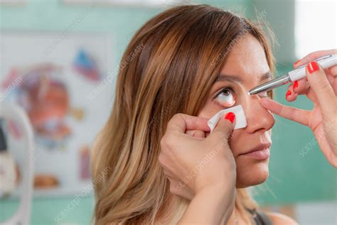 Eye Test With Pen Light