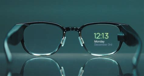 eyeglasses real or virtual image
