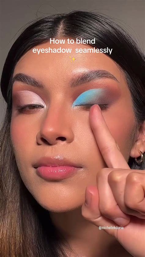 Eyeshadow Blending Tutorial For Beginners