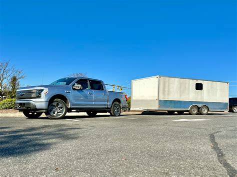 f 150 lightning towing