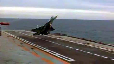 f 16 landing on aircraft carrier