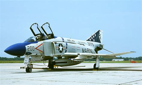 F 4J Phantom Ii