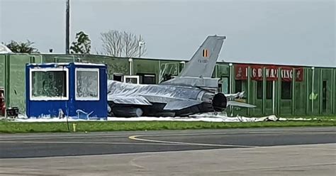 f16 crash singapore