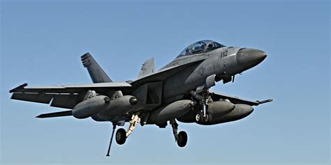 f18 hornet stats