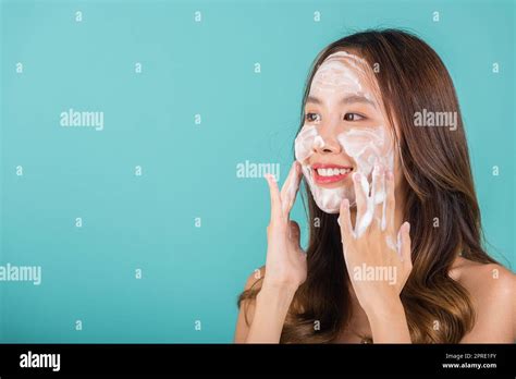 Face Cleansing With Scrub