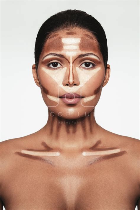 Face Contouring Makeup