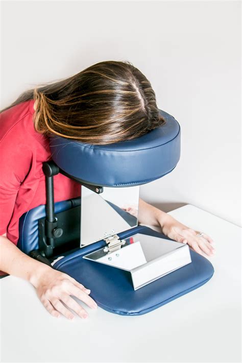 face down vitrectomy recovery equipment