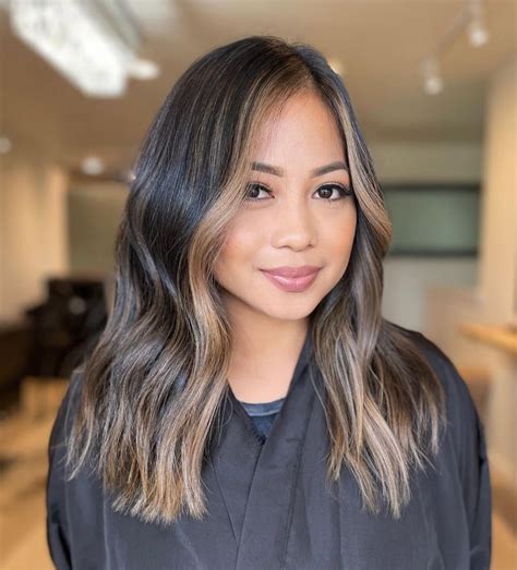 Face Framing Highlights Gone Wrong