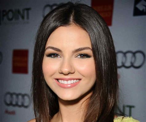 facts about victoria justice