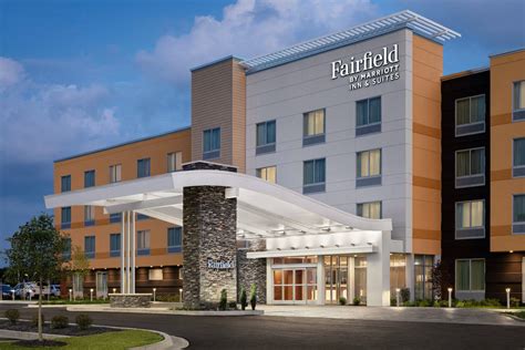 fairfield inn & suites by marriott belleville