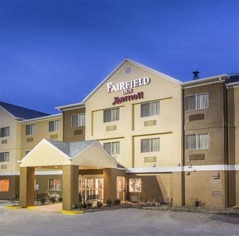 fairfield inn and suites ashland wi