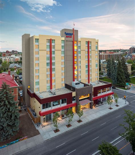 fairfield inn and suites calgary