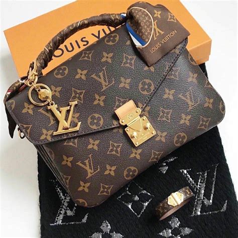 fake louis vuitton bags for sale
