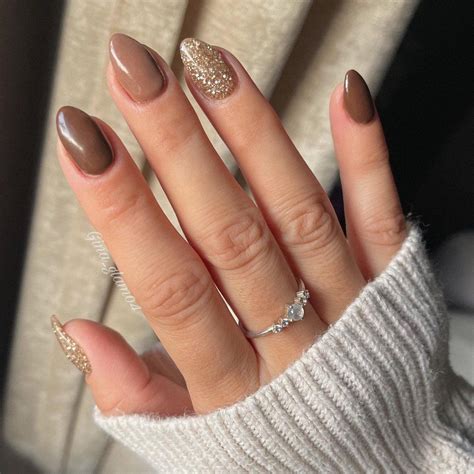 Fall Nails Round Brown