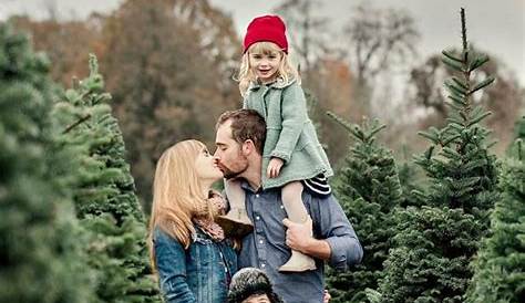 Family Christmas Card Photoshoot What To Wear For Photos Ideas For Your