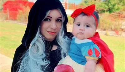 Family Halloween Costumes With Baby Snow White